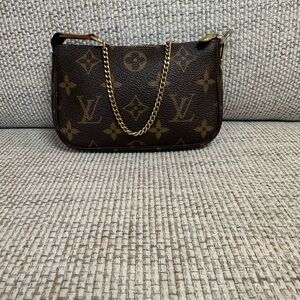 Louis Vuitton Monogram Mini Pochette Accessories